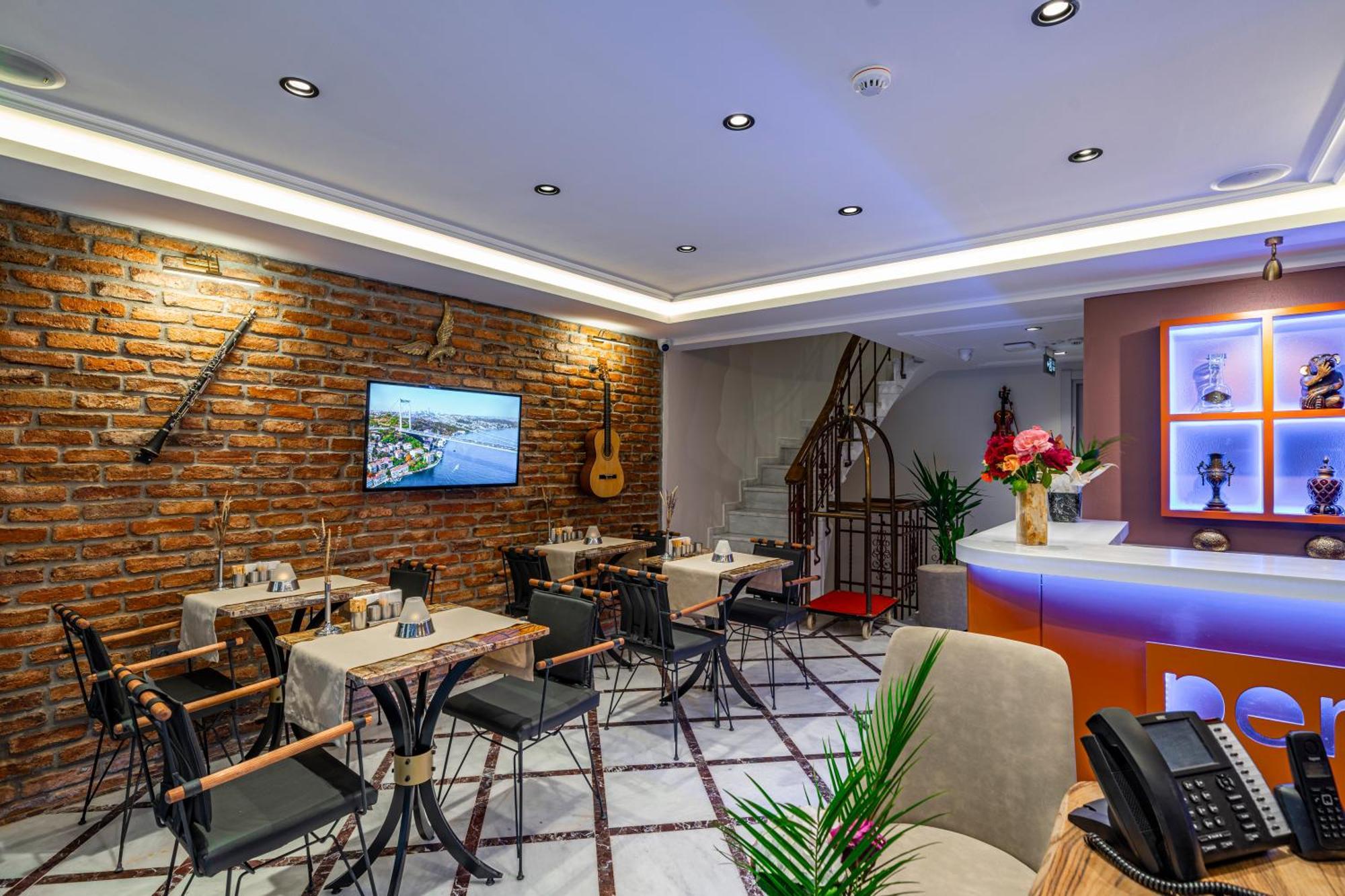 Pera Luna Premium Hotel اسطنبول المظهر الخارجي الصورة