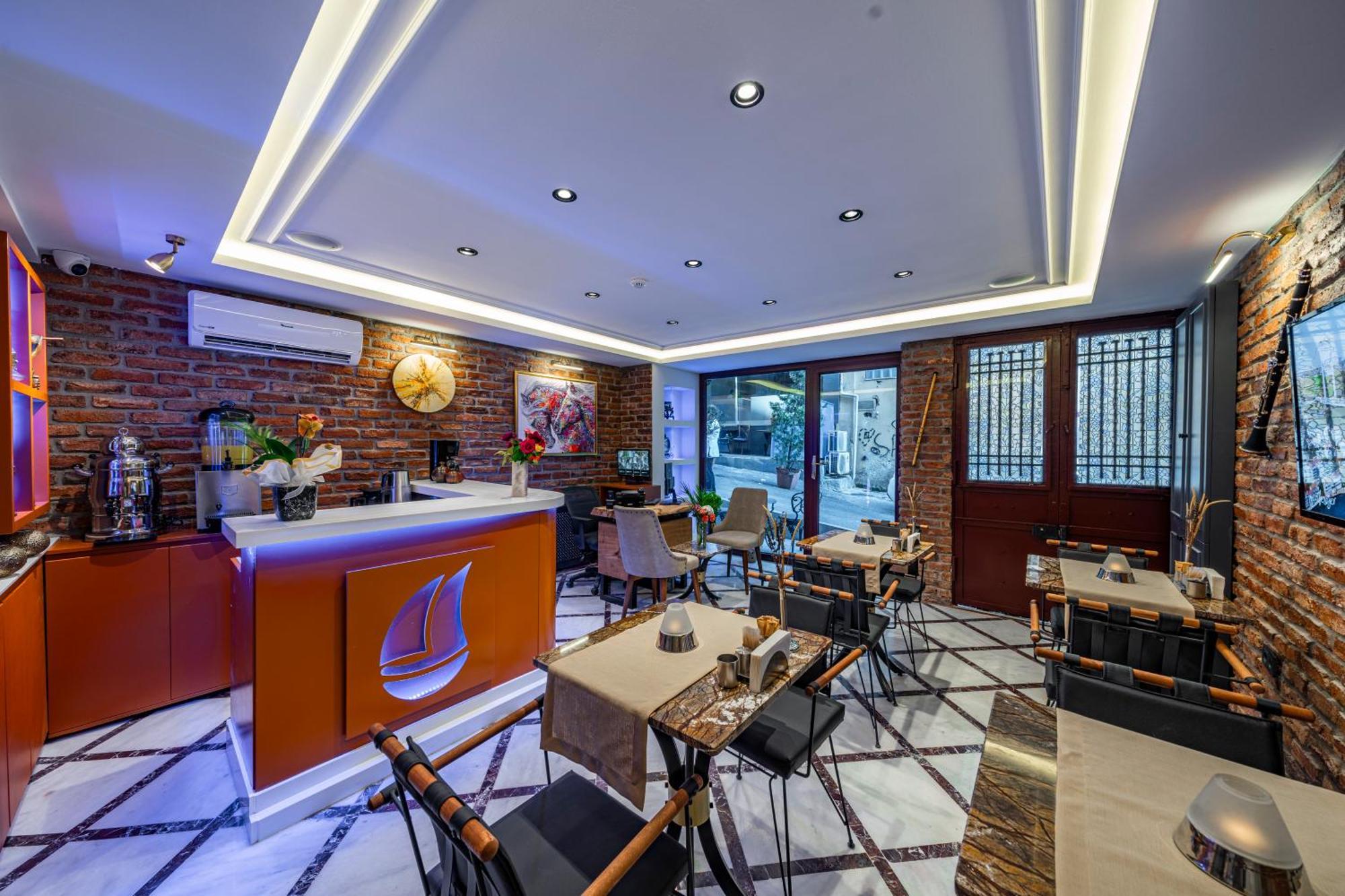 Pera Luna Premium Hotel اسطنبول المظهر الخارجي الصورة
