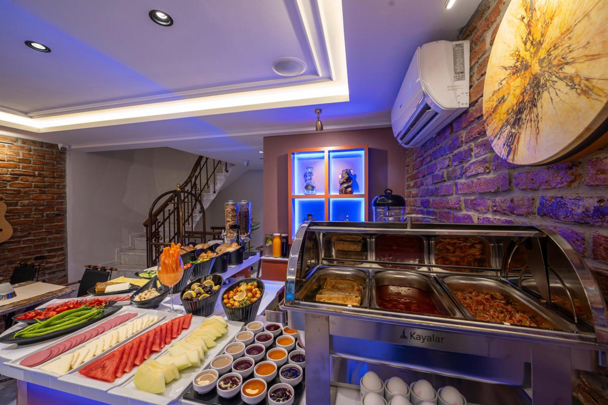 Pera Luna Premium Hotel اسطنبول المظهر الخارجي الصورة