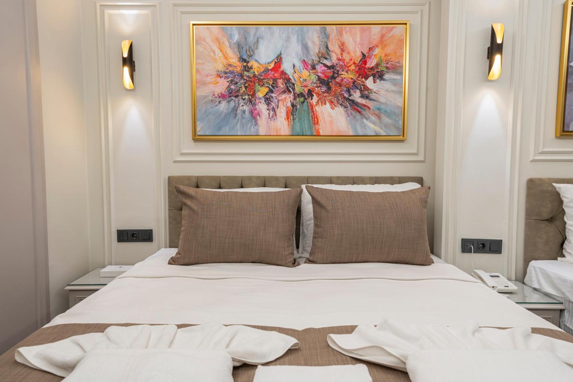 Pera Luna Premium Hotel اسطنبول المظهر الخارجي الصورة