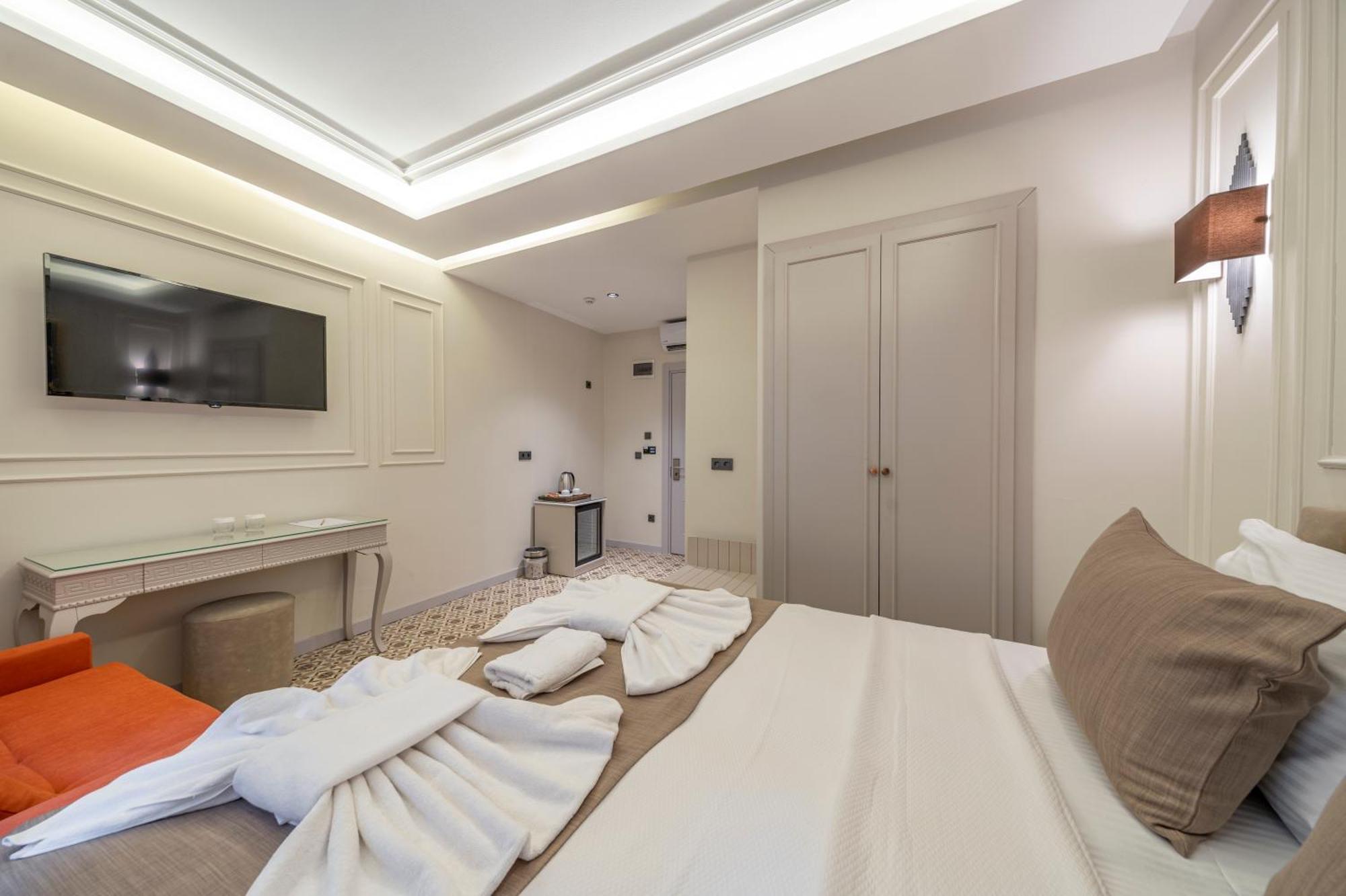 Pera Luna Premium Hotel اسطنبول المظهر الخارجي الصورة