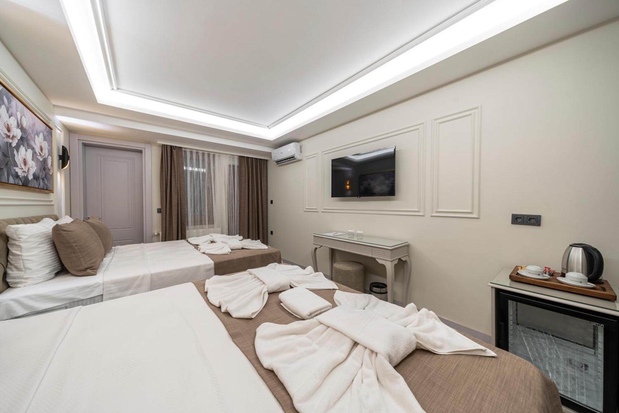 Pera Luna Premium Hotel اسطنبول المظهر الخارجي الصورة