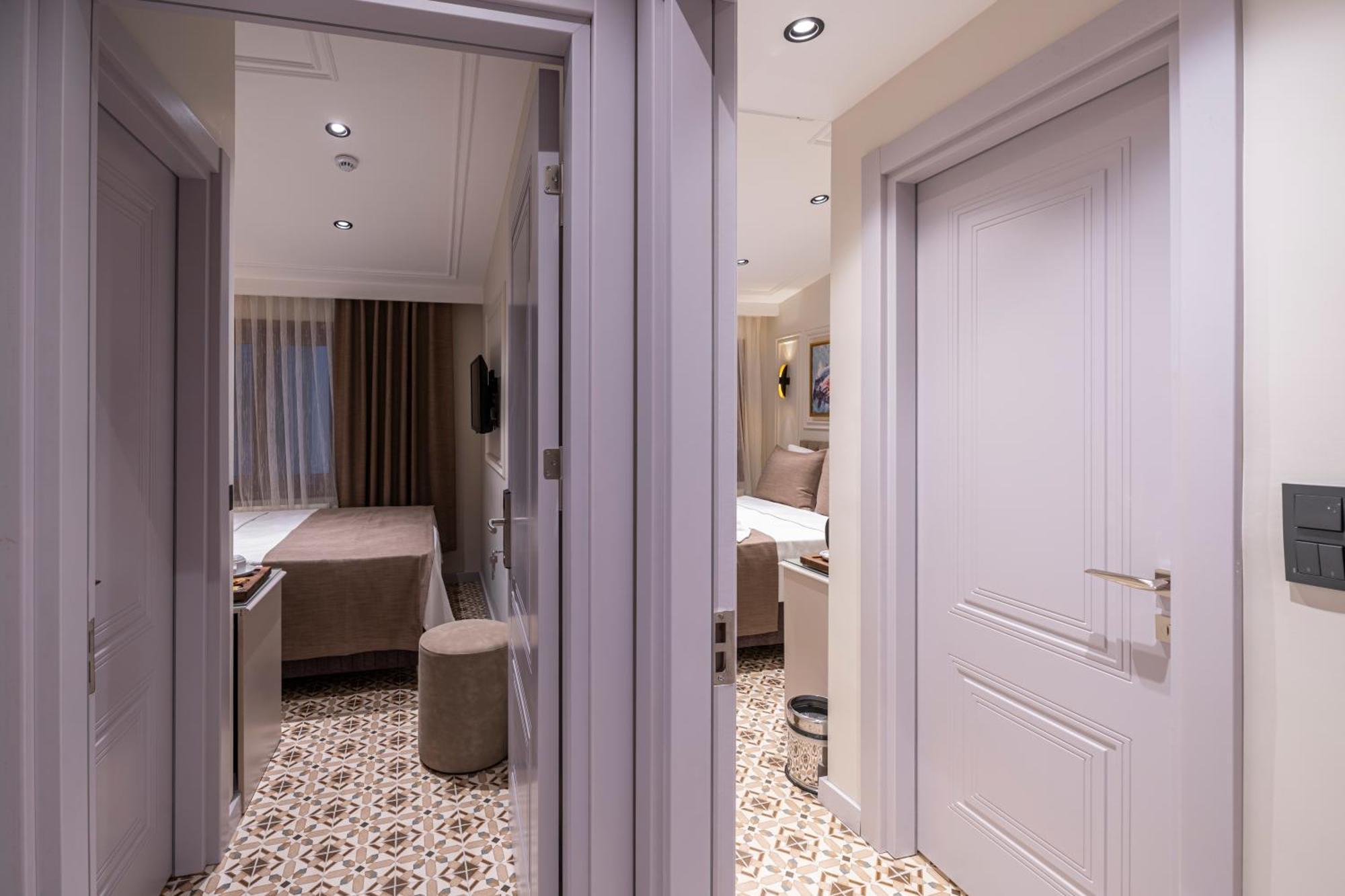 Pera Luna Premium Hotel اسطنبول المظهر الخارجي الصورة