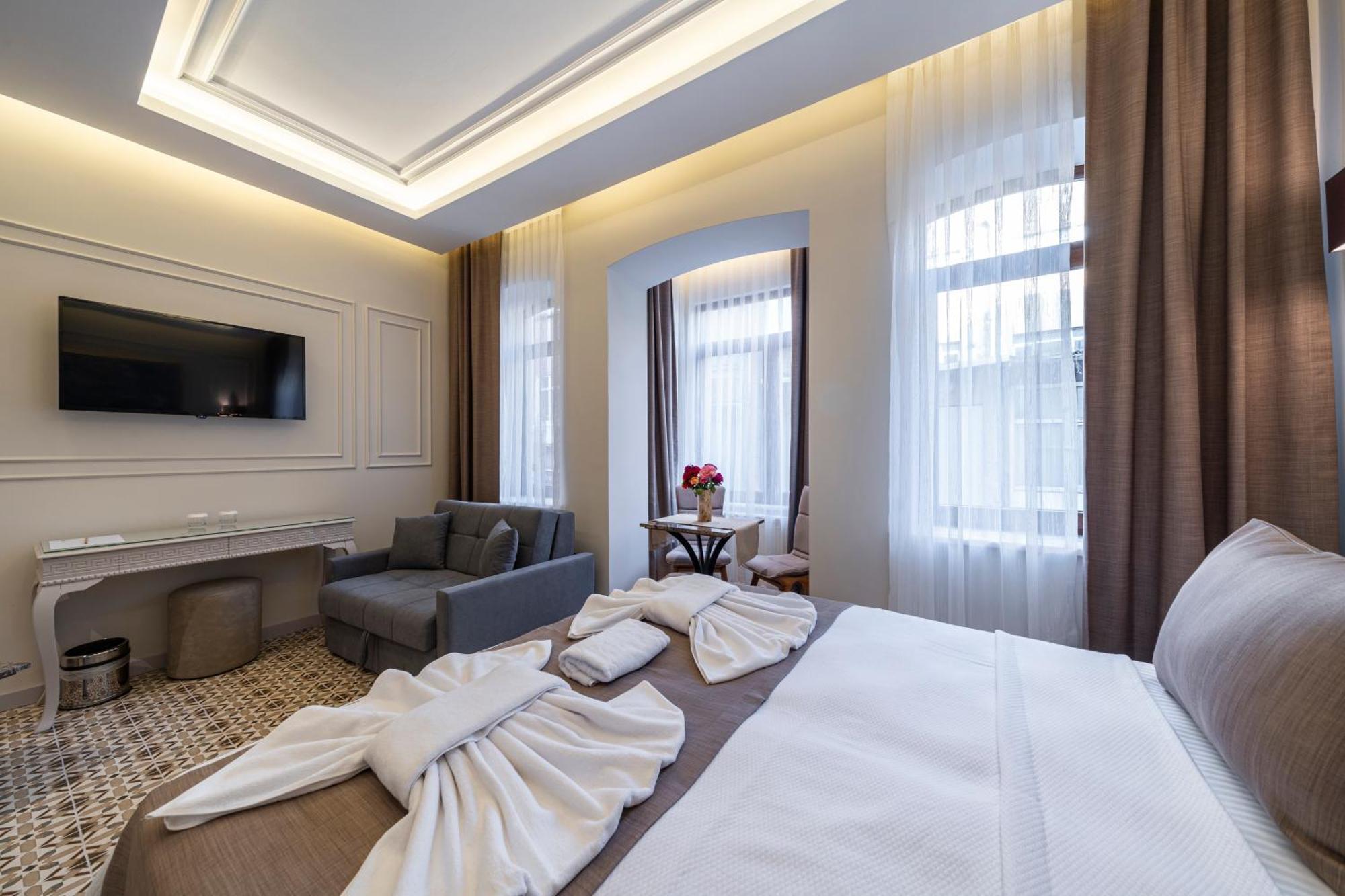 Pera Luna Premium Hotel اسطنبول المظهر الخارجي الصورة