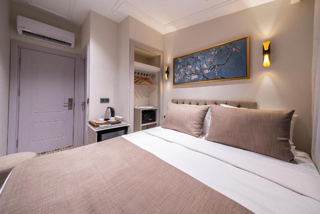 Pera Luna Premium Hotel اسطنبول المظهر الخارجي الصورة